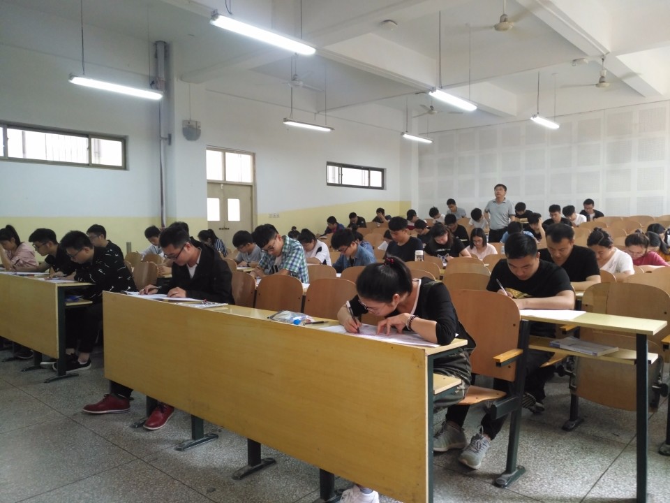 河南理工大学2_副本.jpg 河南理工大学2_副本.jpg